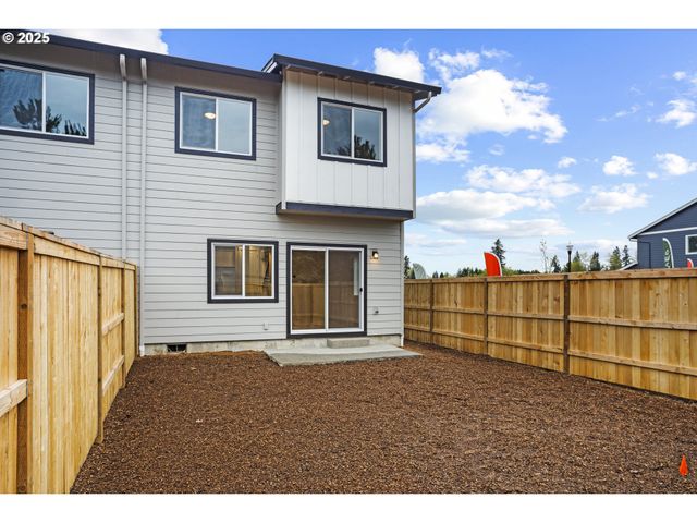 13501 Ne 86th St 122, Vancouver, WA 98682