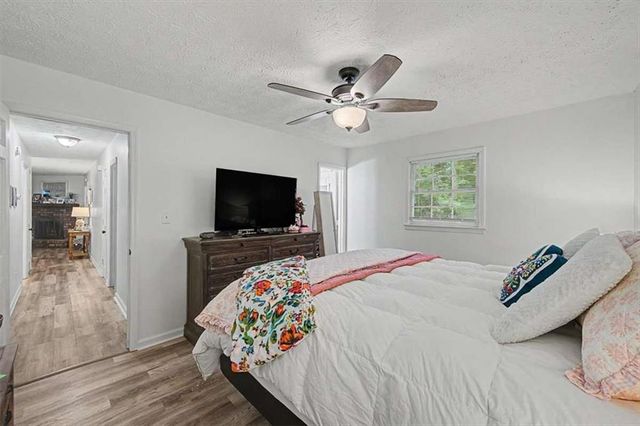 4 Shadowood Court, Silver Creek, GA 30173