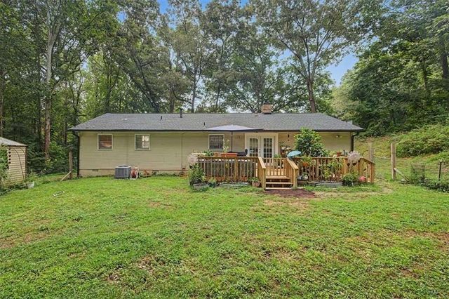 4 Shadowood Court, Silver Creek, GA 30173