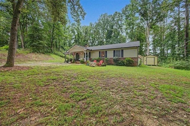 4 Shadowood Court, Silver Creek, GA 30173