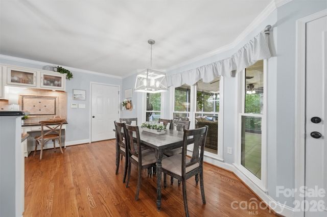 6253 Riviera Run Estates Drive, Hickory, NC 28601