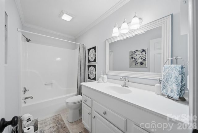 6253 Riviera Run Estates Drive, Hickory, NC 28601