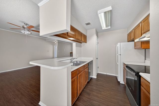 4212 Medical Dr Unit 1503, San Antonio, TX 78229