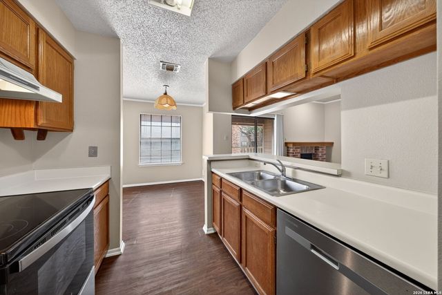 4212 Medical Dr Unit 1503, San Antonio, TX 78229