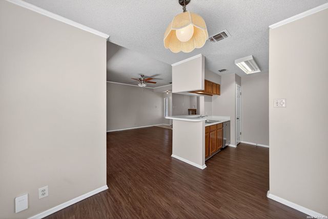 4212 Medical Dr Unit 1503, San Antonio, TX 78229