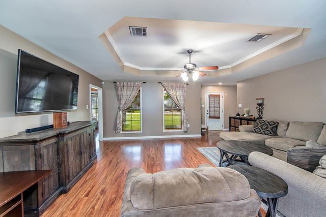114 Sharlene Street, Houma, LA 70364