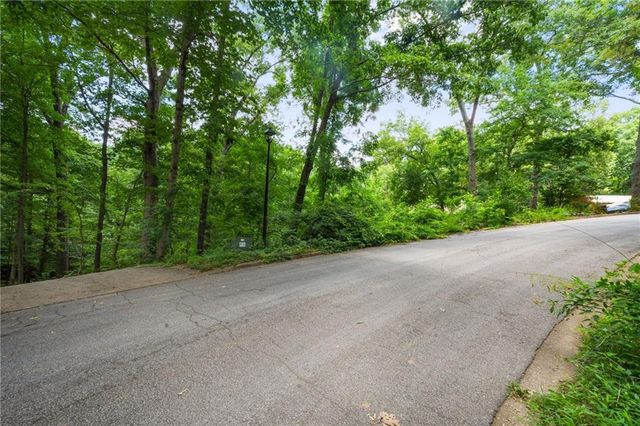 6804 Brookwood Court, Douglasville, GA 30135