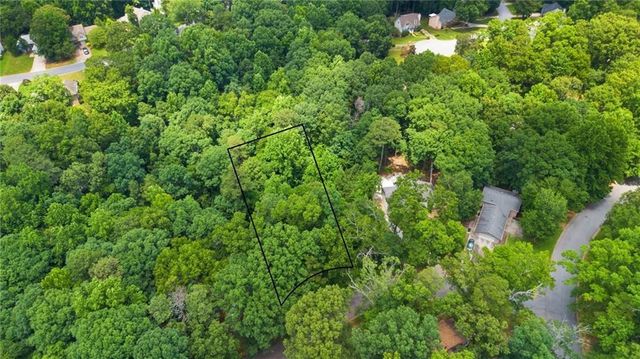 6804 Brookwood Court, Douglasville, GA 30135