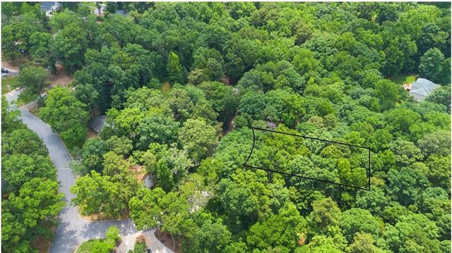 6804 Brookwood Court, Douglasville, GA 30135