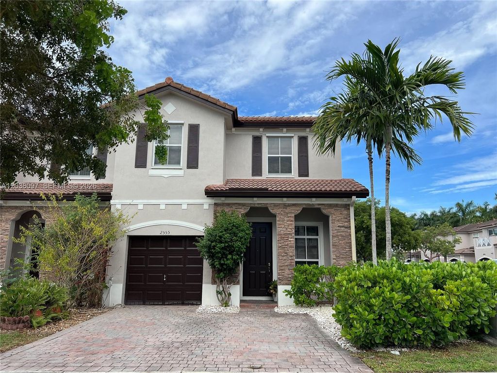 2555 SW 147th Path 2555, Miami, FL 33185