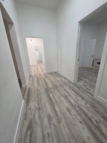 220 E Lodi Ave, Lodi, CA 95240