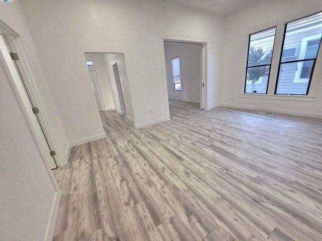 220 E Lodi Ave, Lodi, CA 95240