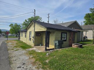 2434 Dodds Avenue, Chattanooga, TN 37407