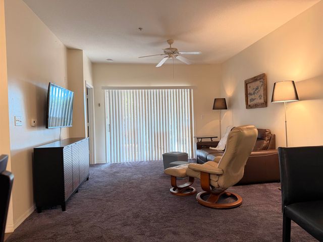 615 Fairway Dr 101, St Augustine, FL 32084