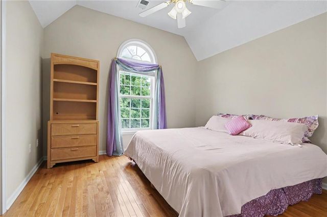 5910 W 154th Street, Overland Park, KS 66223