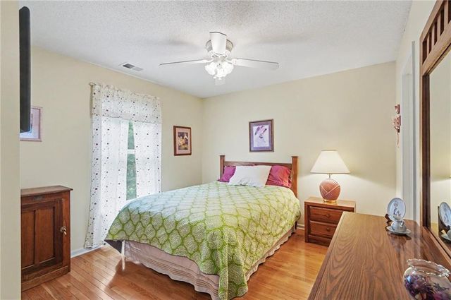 5910 W 154th Street, Overland Park, KS 66223