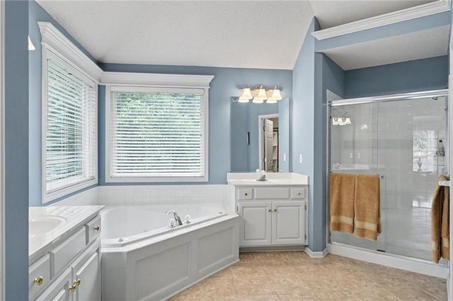 5910 W 154th Street, Overland Park, KS 66223