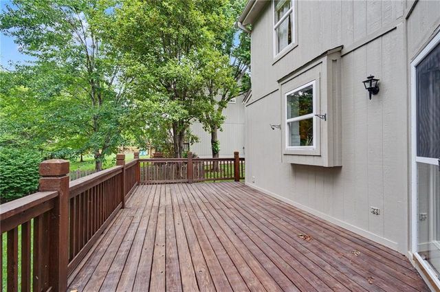 5910 W 154th Street, Overland Park, KS 66223