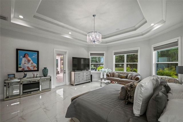 3317 CRENSHAW LAKE ROAD, Lutz, FL 33548