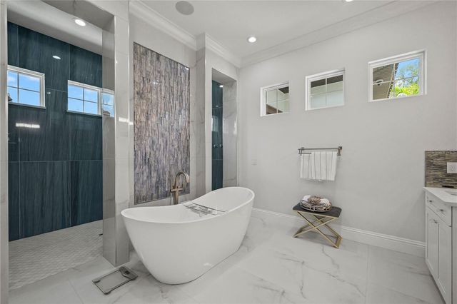3317 CRENSHAW LAKE ROAD, Lutz, FL 33548