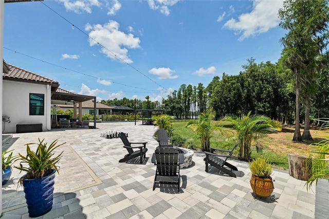3317 CRENSHAW LAKE ROAD, Lutz, FL 33548