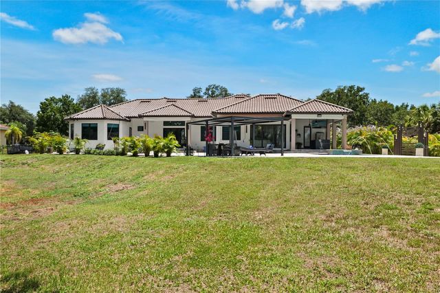 3317 CRENSHAW LAKE ROAD, Lutz, FL 33548