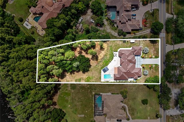 3317 CRENSHAW LAKE ROAD, Lutz, FL 33548