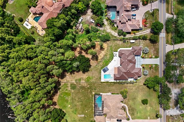 3317 CRENSHAW LAKE ROAD, Lutz, FL 33548