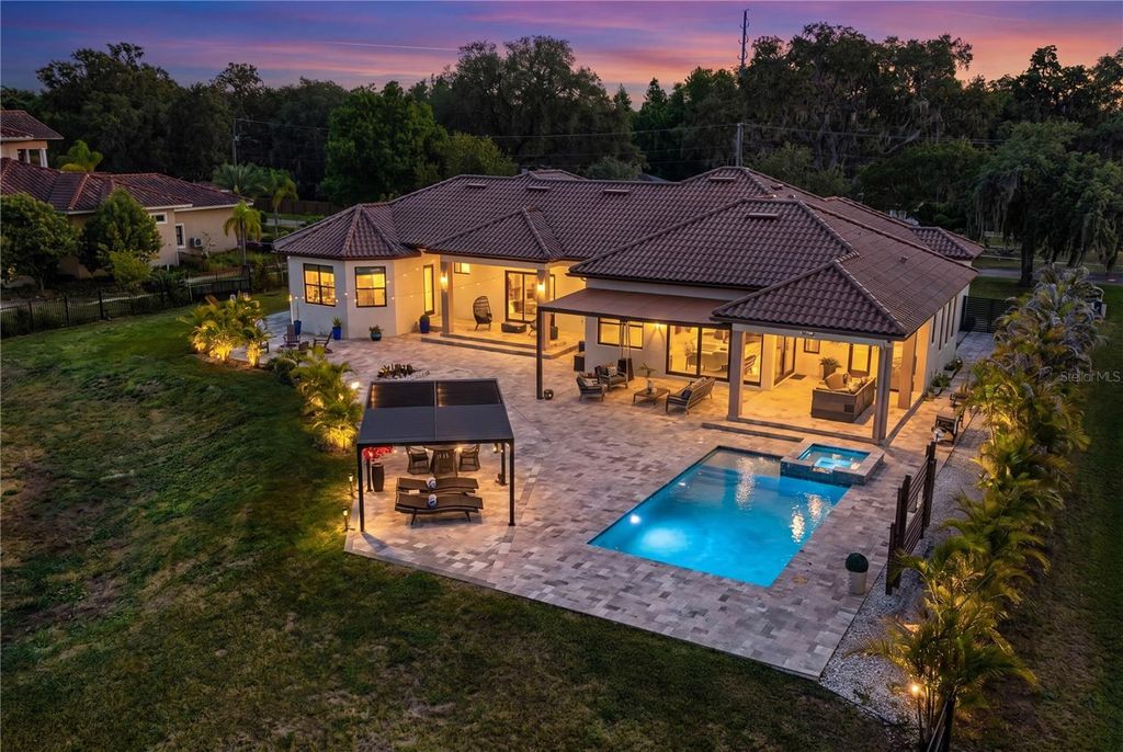 3317 CRENSHAW LAKE ROAD, Lutz, FL 33548