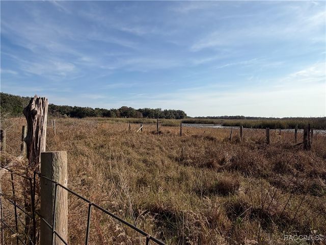 6966 E Turner Camp Road, Inverness, FL 34453