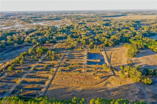 6966 E Turner Camp Road, Inverness, FL 34453