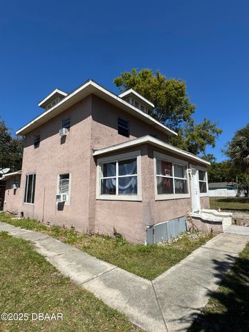 554 Cedar Street, Daytona Beach, FL 32114