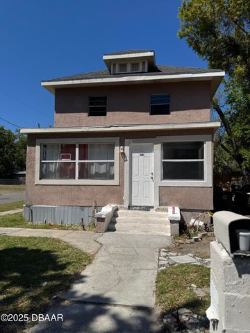554 Cedar Street, Daytona Beach, FL 32114