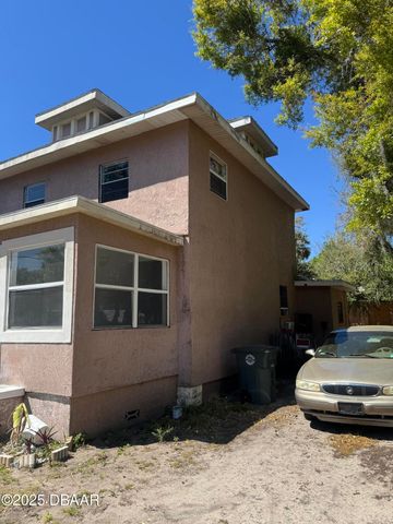 554 Cedar Street, Daytona Beach, FL 32114