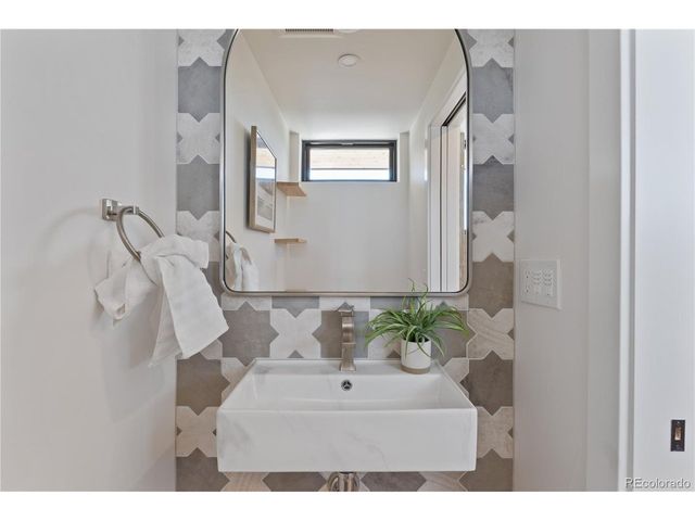 1473 S Pennsylvania St, Denver, CO 80210
