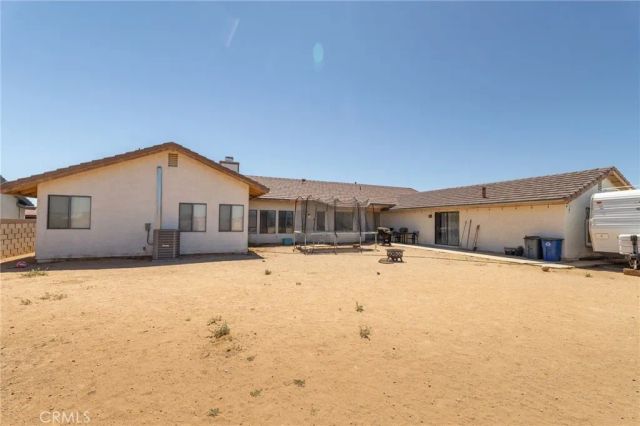 13382 Ivanpah, Apple Valley, CA 92308