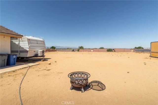 13382 Ivanpah, Apple Valley, CA 92308