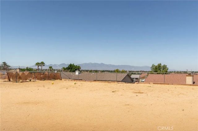 13382 Ivanpah, Apple Valley, CA 92308