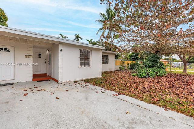 14601 NW 10th Ave, Miami, FL 33168