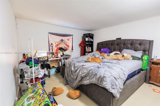 14601 NW 10th Ave, Miami, FL 33168