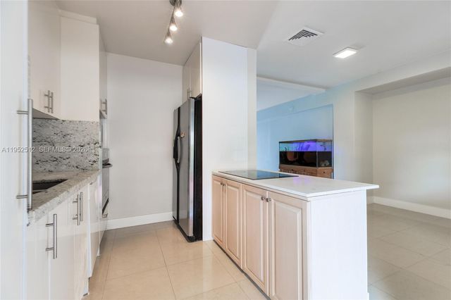 14601 NW 10th Ave, Miami, FL 33168