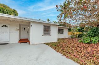 14601 NW 10th Ave, Miami, FL 33168