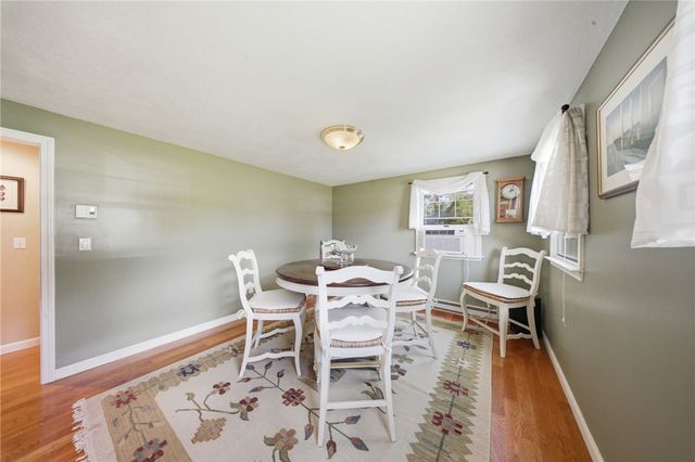 60 Brookwood Road, South Kingstown, RI 02879