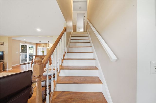 60 Brookwood Road, South Kingstown, RI 02879
