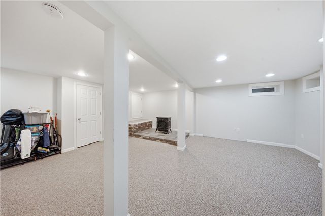 60 Brookwood Road, South Kingstown, RI 02879