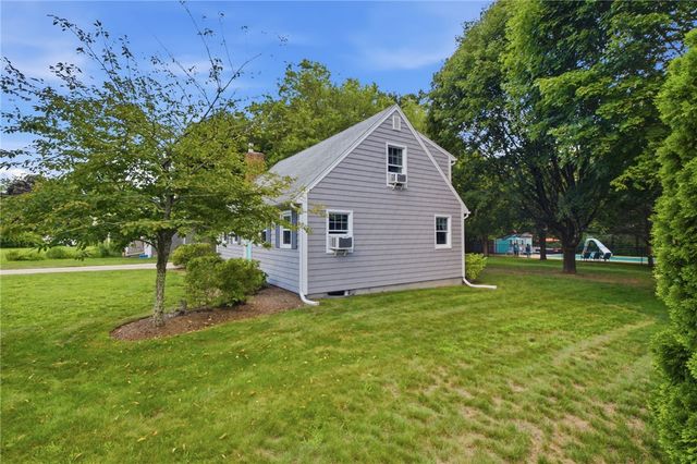60 Brookwood Road, South Kingstown, RI 02879