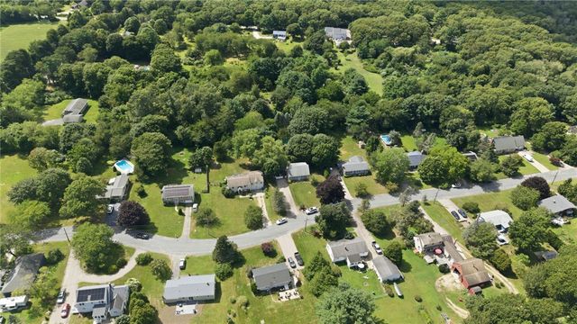 60 Brookwood Road, South Kingstown, RI 02879