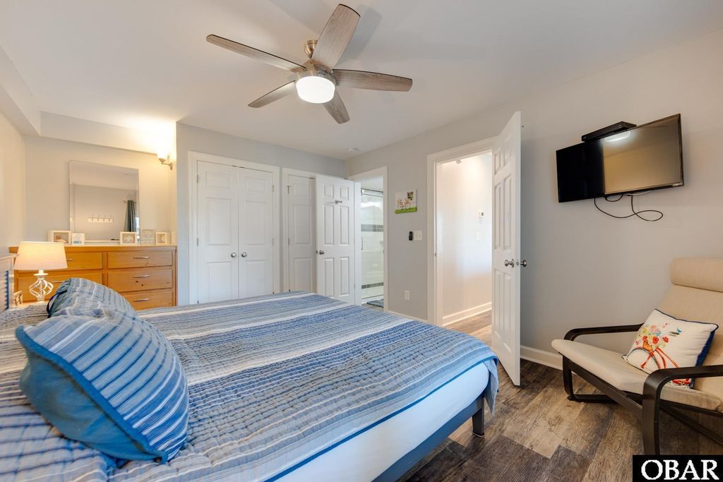 Image 21 of property listing at 1245 Duck Rd # 205, Duck, NC 27949