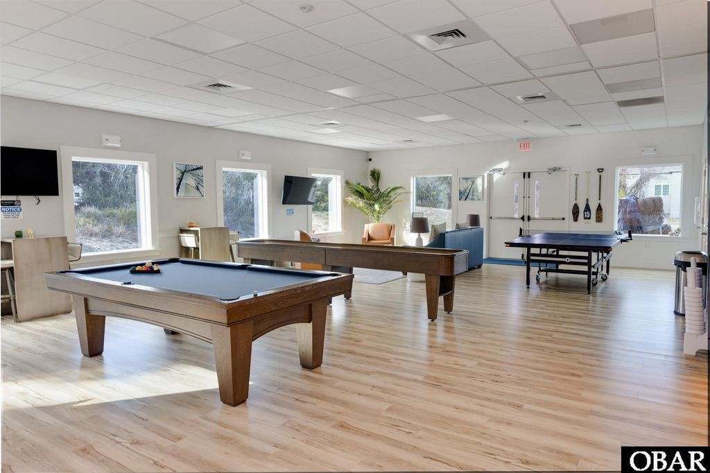 Image 33 of property listing at 1245 Duck Rd # 205, Duck, NC 27949