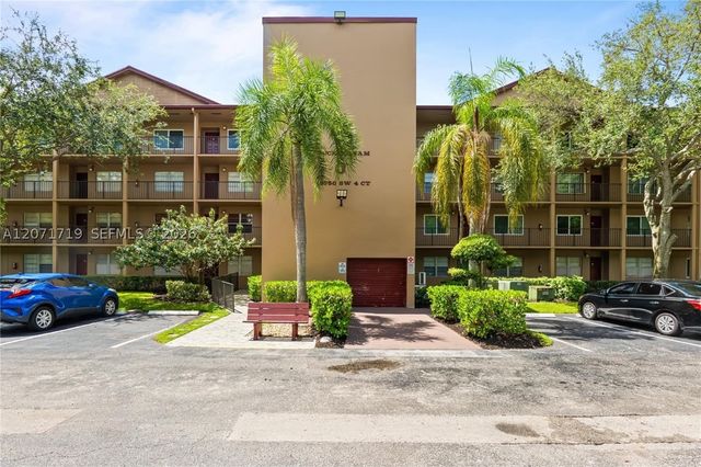 12750 SW 4th Ct 105J, Pembroke Pines, FL 33027